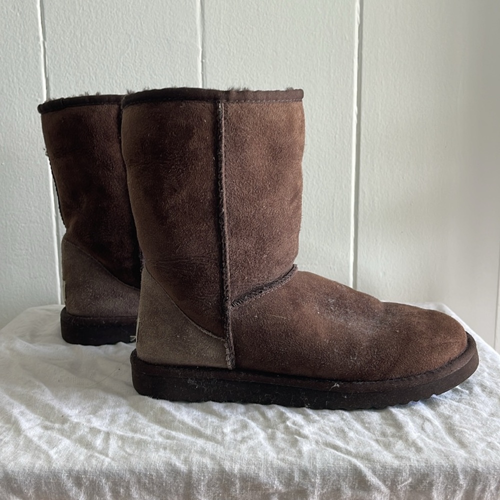 UGG Australia Classic Short Boot 5825 Chocolate Brown 8